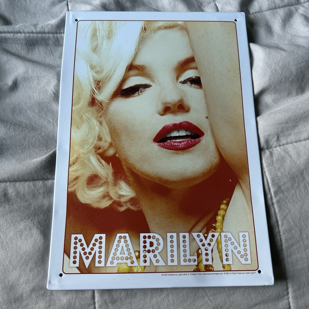Marilyn Monroe metal poster